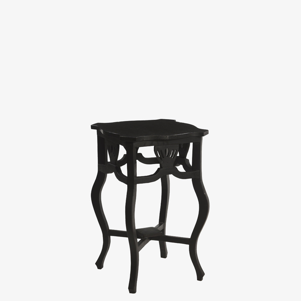 The Clover Antique Side Table in Wilde Black
