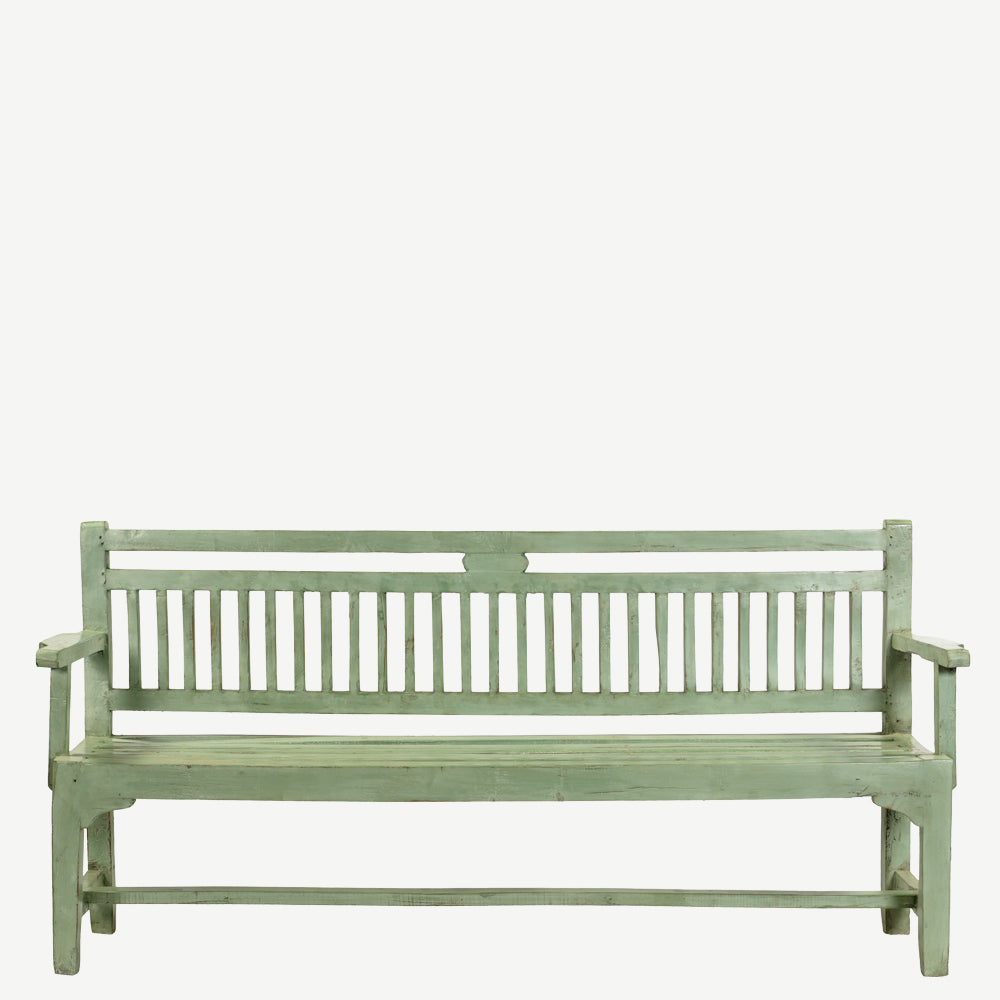 The Farnham Antique Bench in Hampstead Green